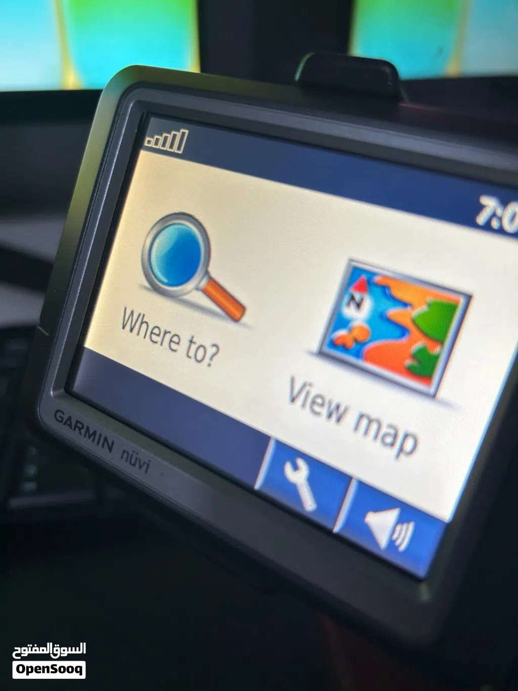جهاز ملاحة سيارات Garmin nüvi مع شاحن Traffic Receiver الأصلي