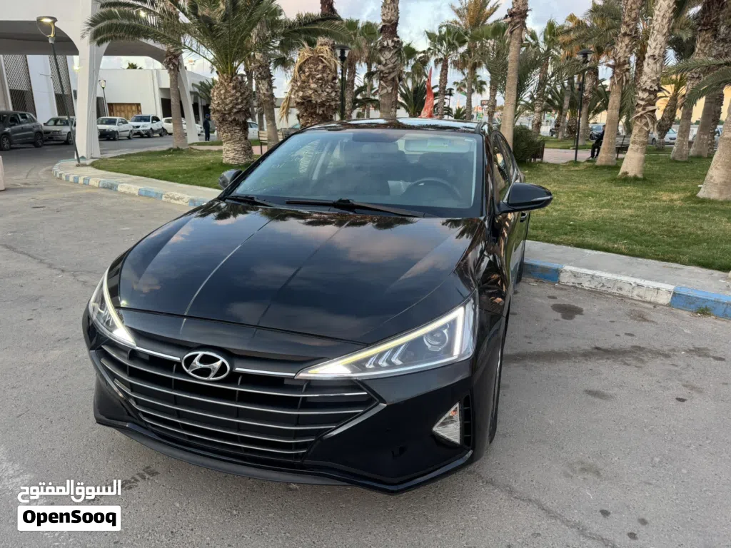 هيونداي النترا GLS