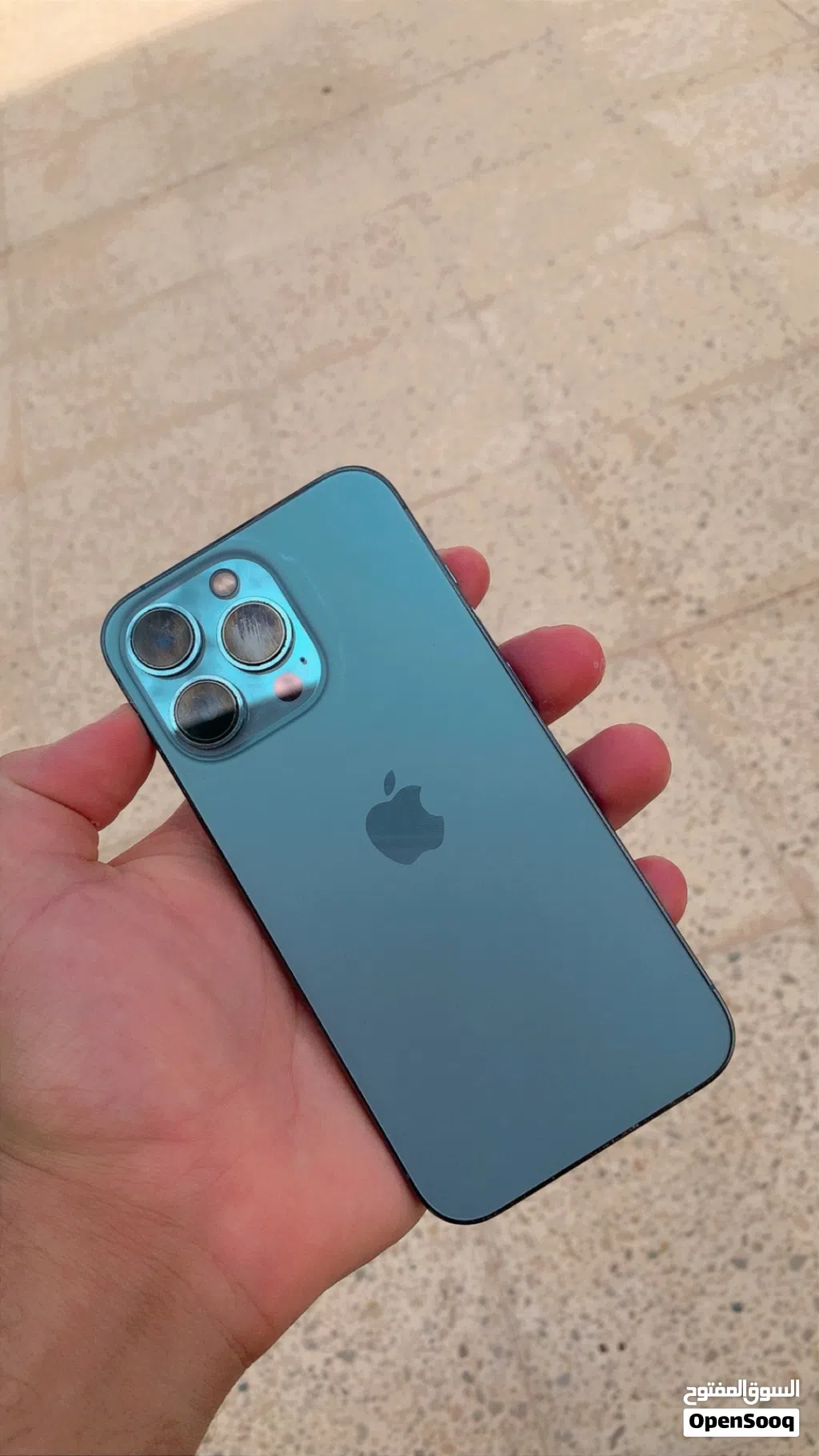 iPhone13برو اللون السماوي