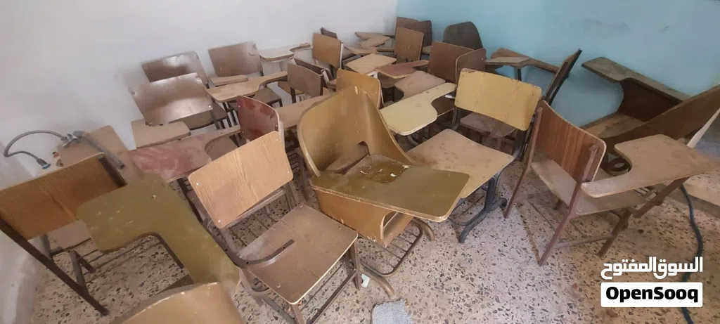كرسي طالب مفرد بحالة جيدة للبيع وبسعر ممتاز