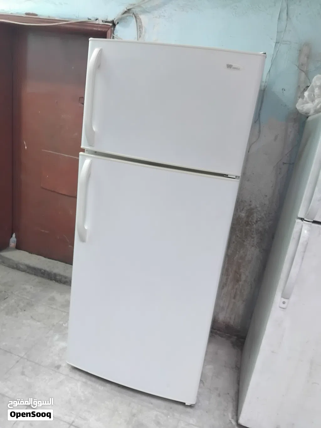توجد للبيع ثلاجة ونسا 24 قدم حجم عائلي استعمال خفيف معا التوصيل والكفاله