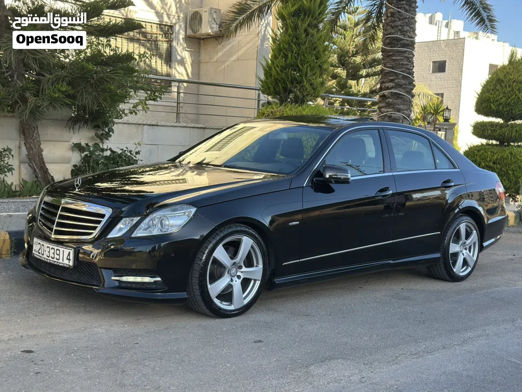 Mercedes Benz E-Class E 200