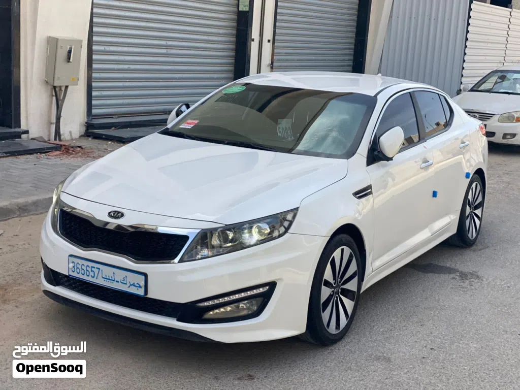 Kia K5 EX