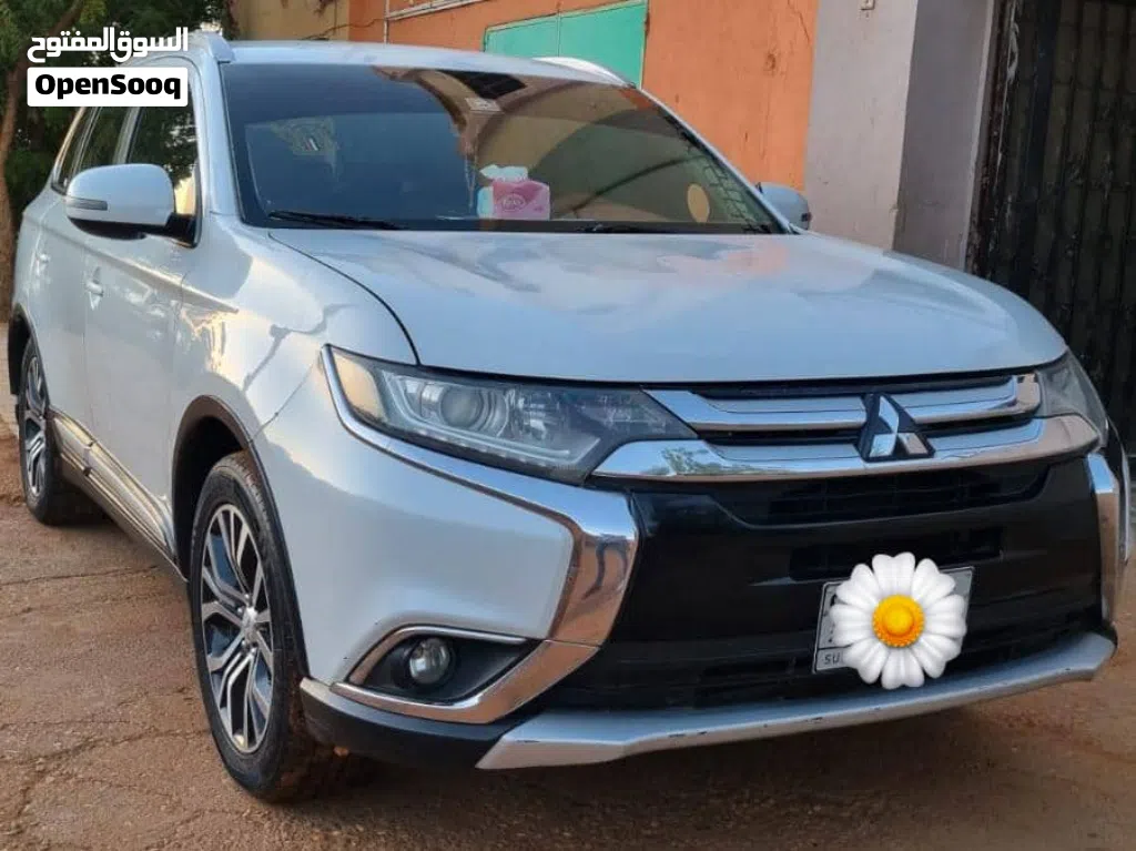 Mitsubishi Outlander Standard