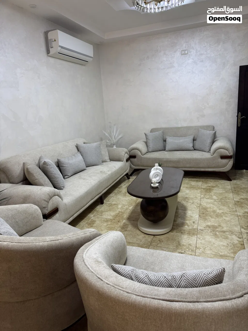 طقم ضيوف جديد