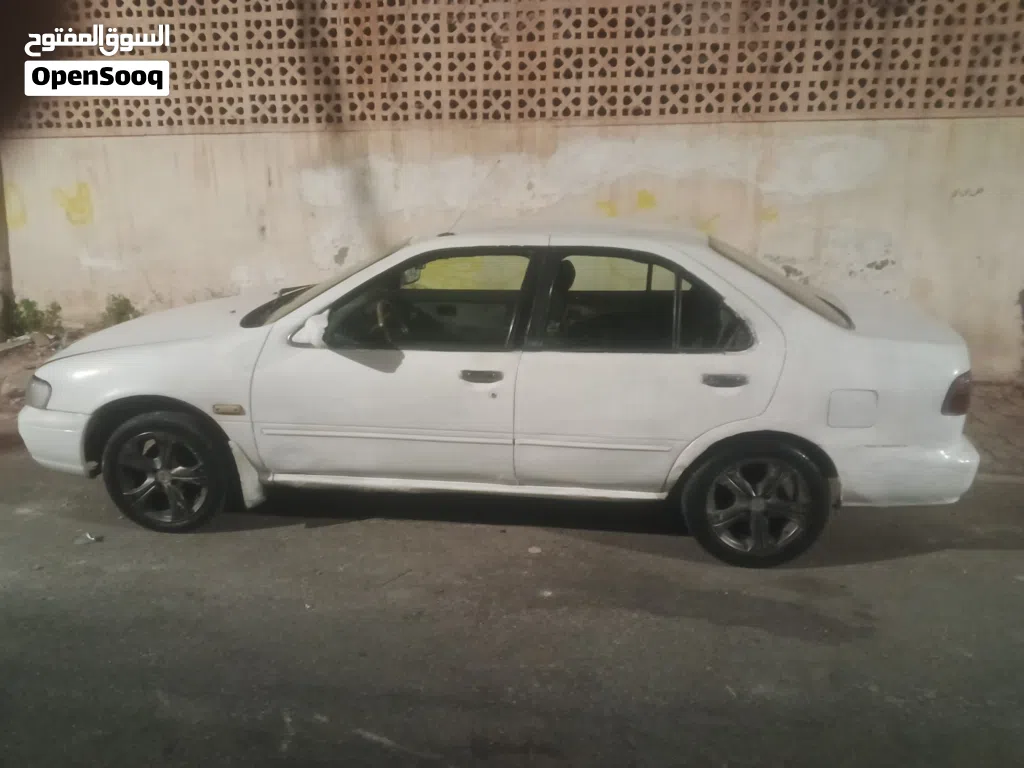 نيسان صني S