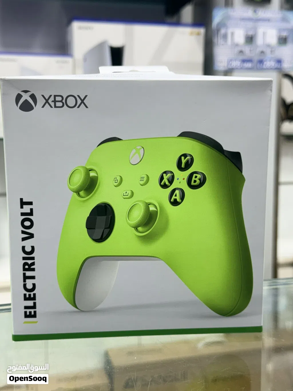 Xbox Wireless Controller – Electric Volt يد إكس بوكس لاسلكية جديدة كلياً – لون أصفر فسفوري