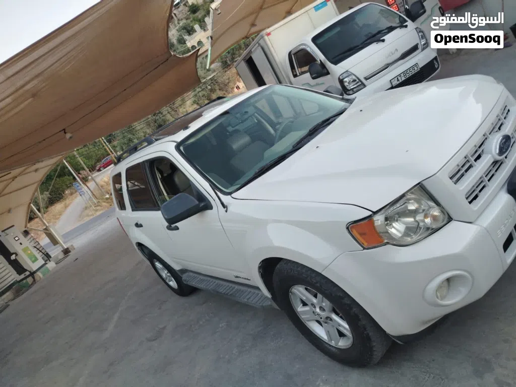 فورد اسكايب Limited