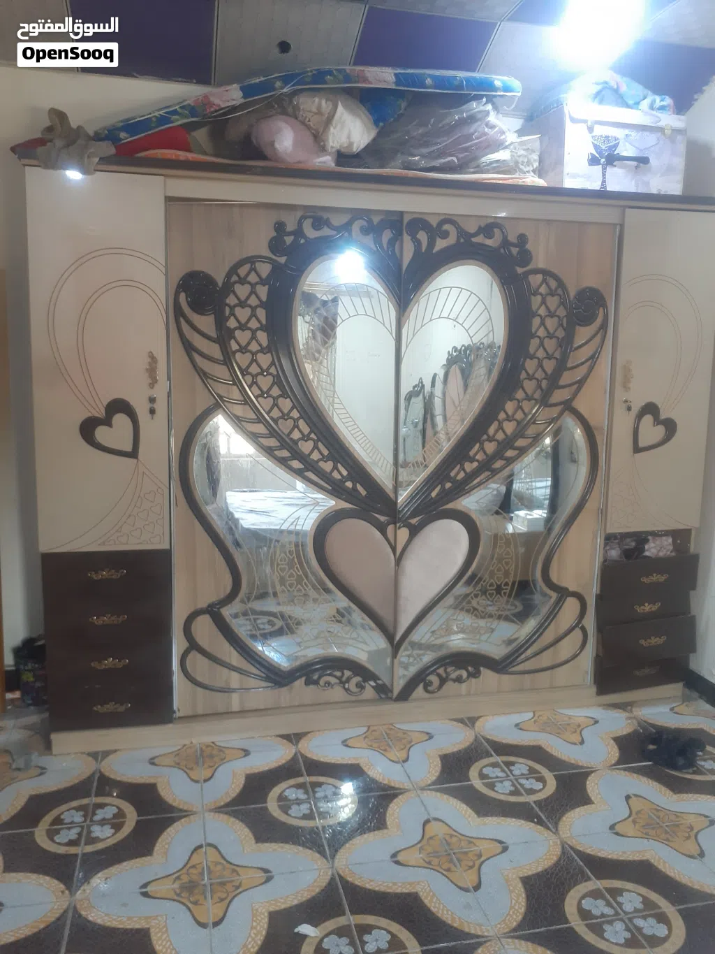 غرفه اخشاب ماليزي اصليه 8قطع كامله