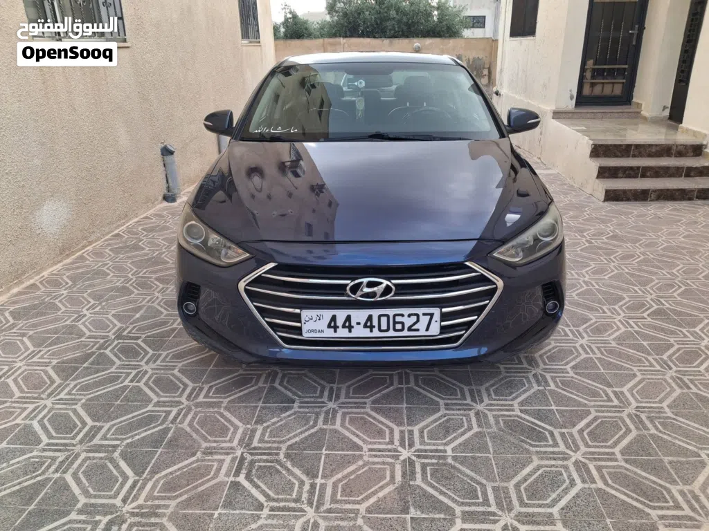 هيونداي افانتي Limited