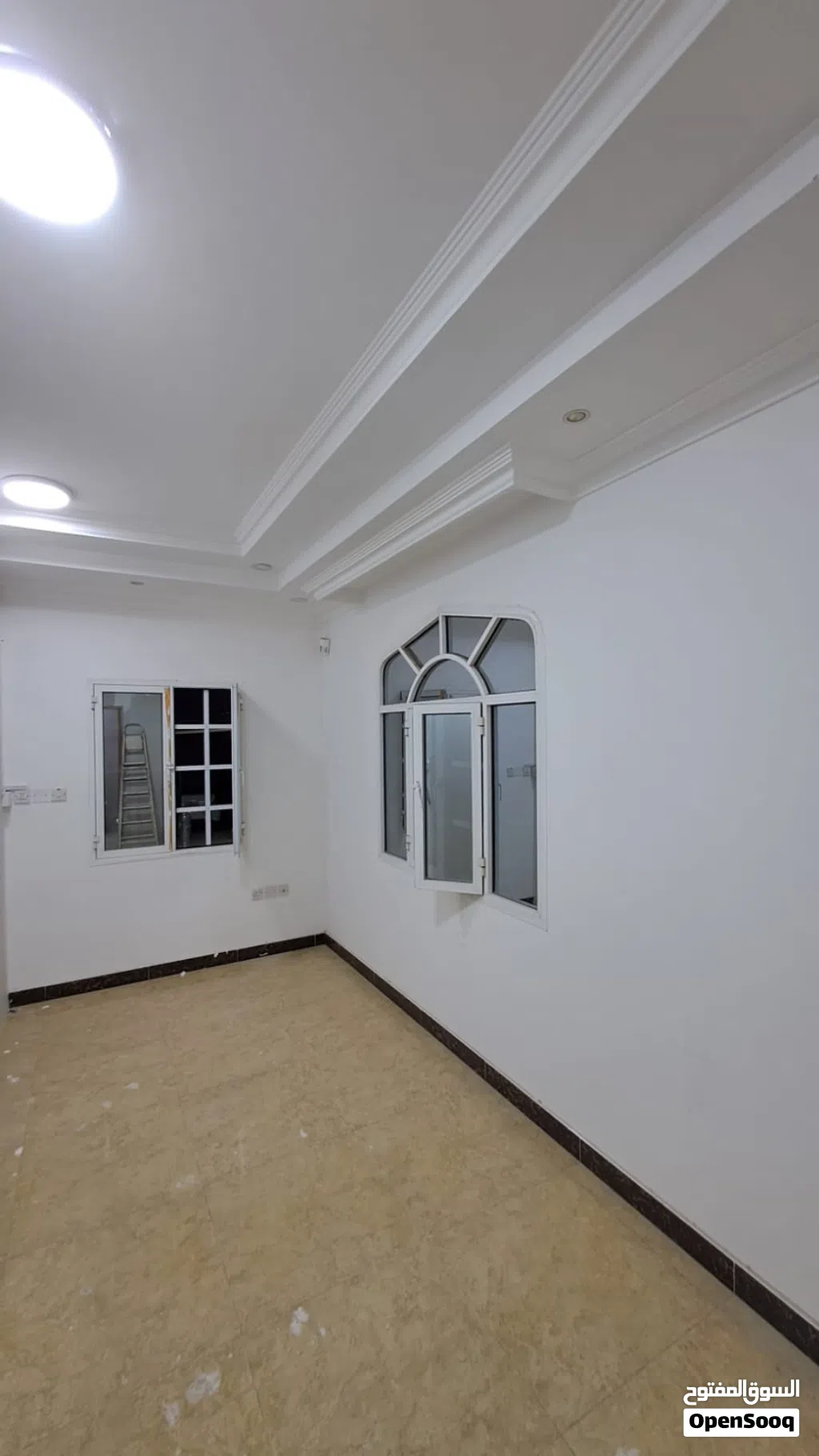 غرفة للايجار الخوض السادسه A room for rent in al khoud 6