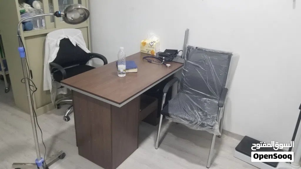 عيادة للبيع ملكي من الاخير