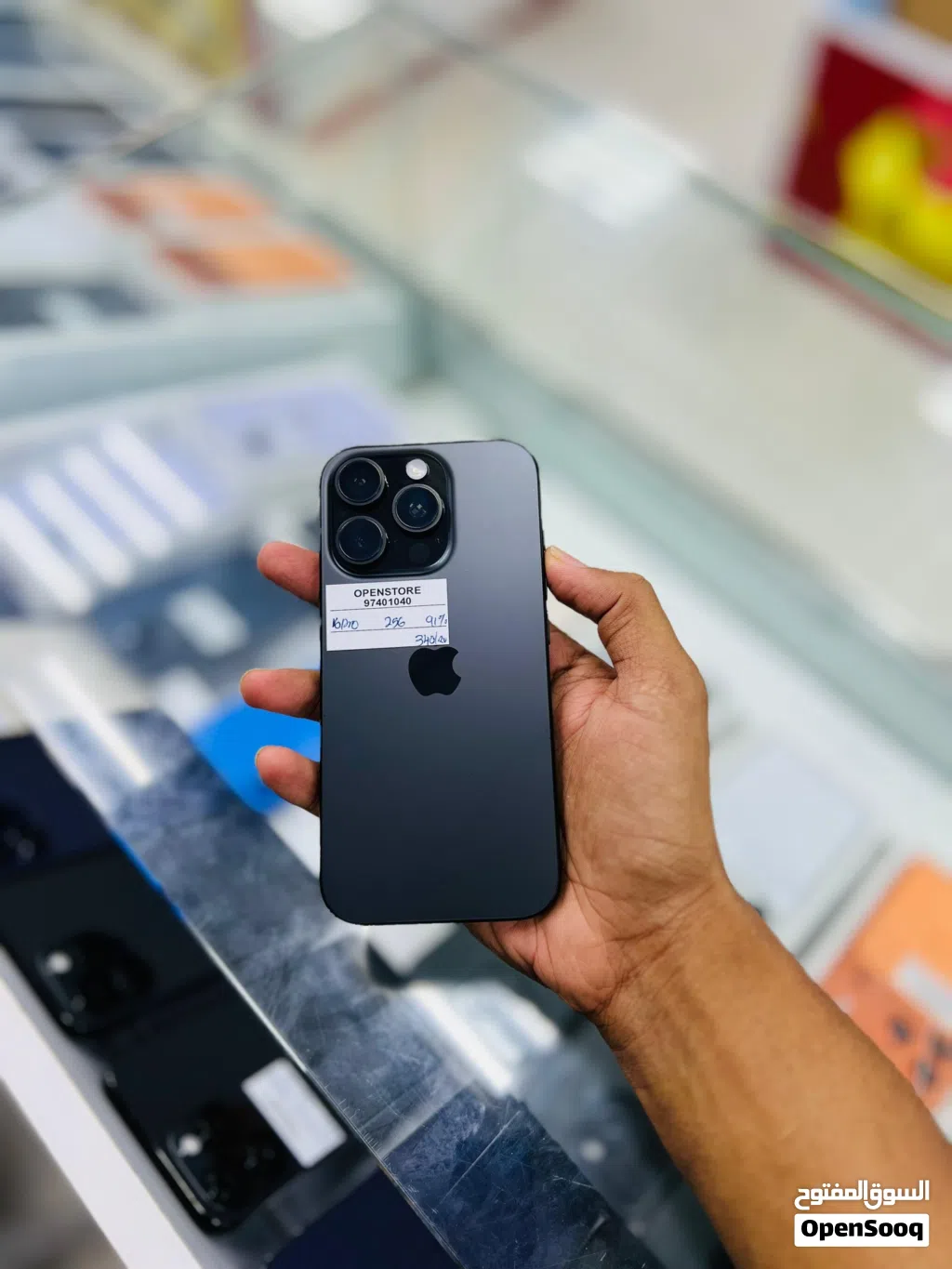 iPhone 16 pro- 256 GB - Awesome performance
