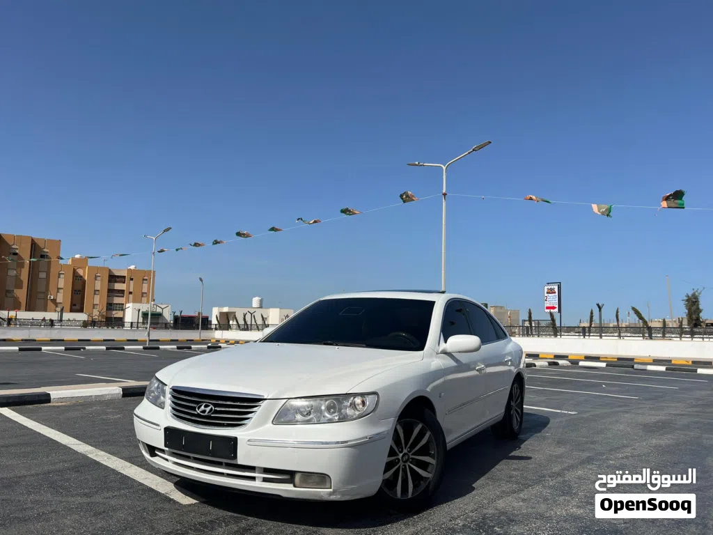 Hyundai Azera Standard