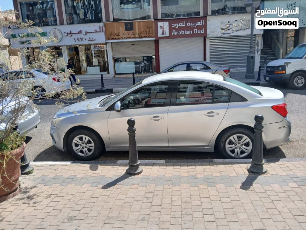 Chevrolet Cruze Standard
