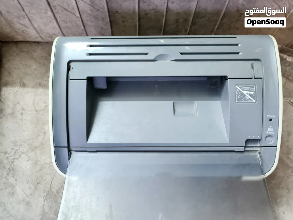 طابعه وراق للبيع مستعمل اسم الشركه CANON
