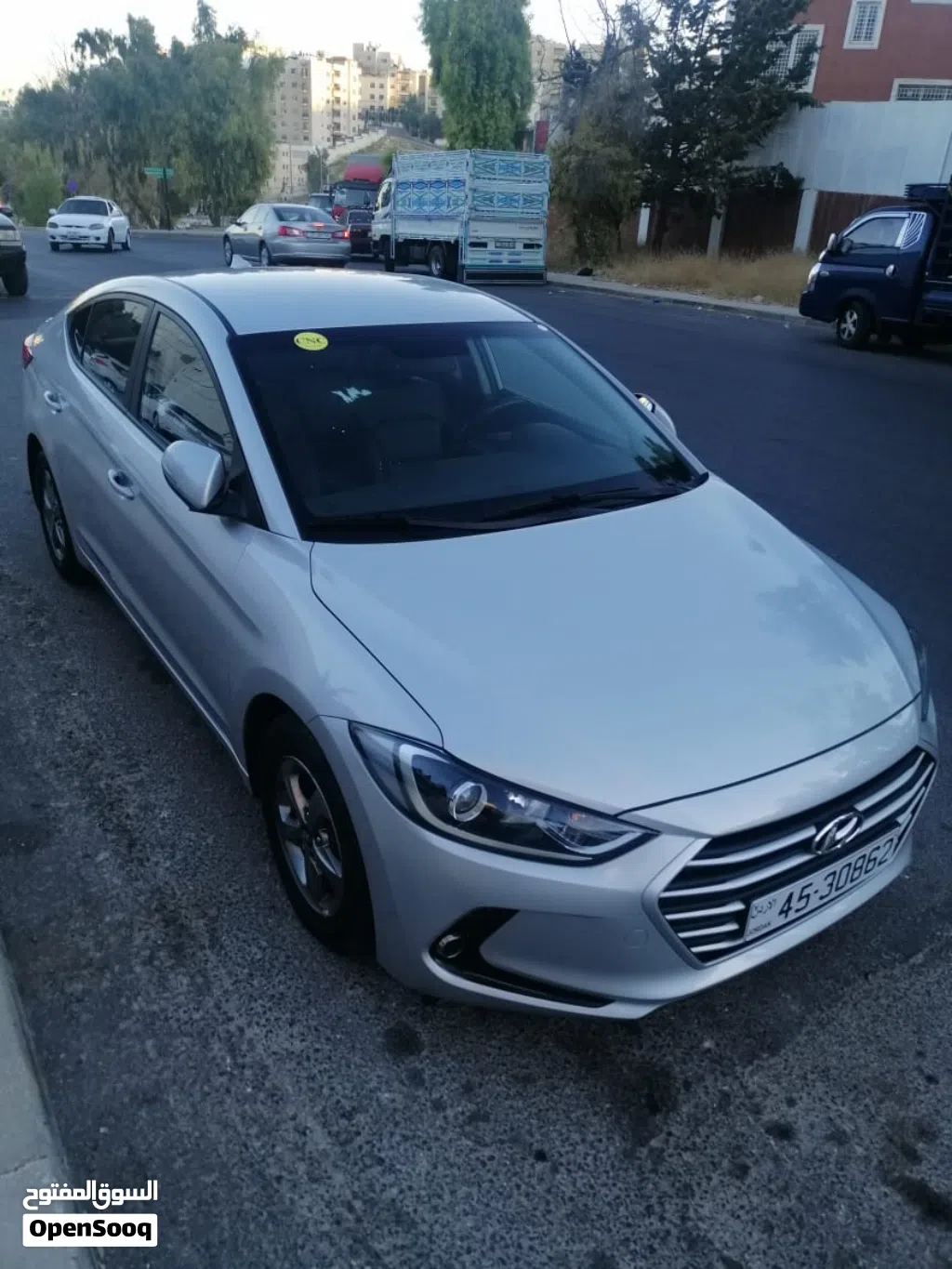 Hyundai Avante SE