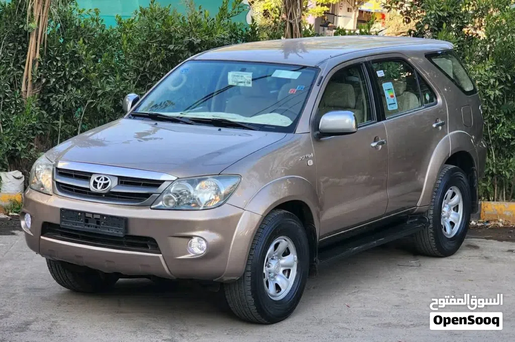 Toyota Fortuner Sport