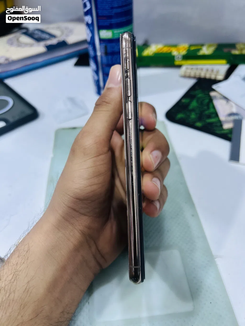 للبيع ايفون 11برو ماكس