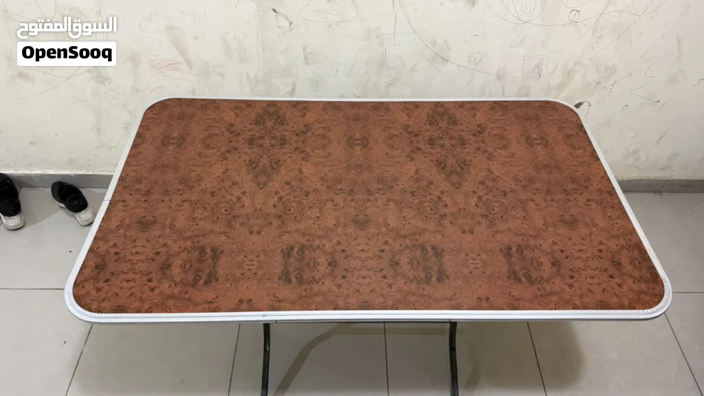 طاوله مقص استعمال نظيف