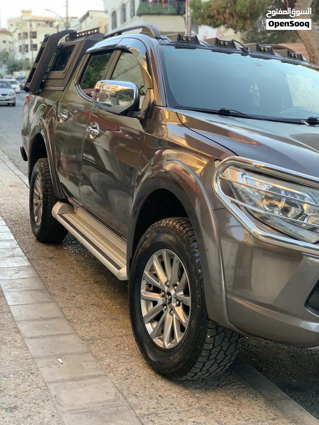 Mitsubishi L200 Standard