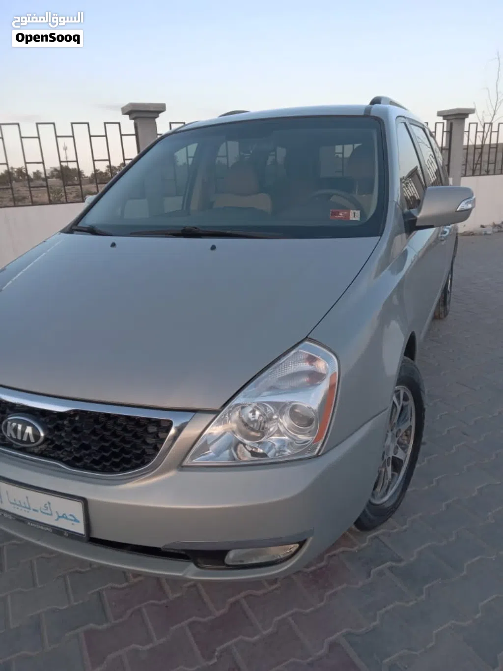 Kia Sedona LX