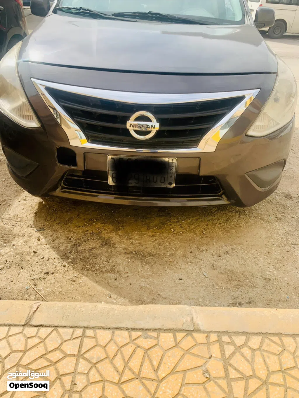 نيسان صني SV