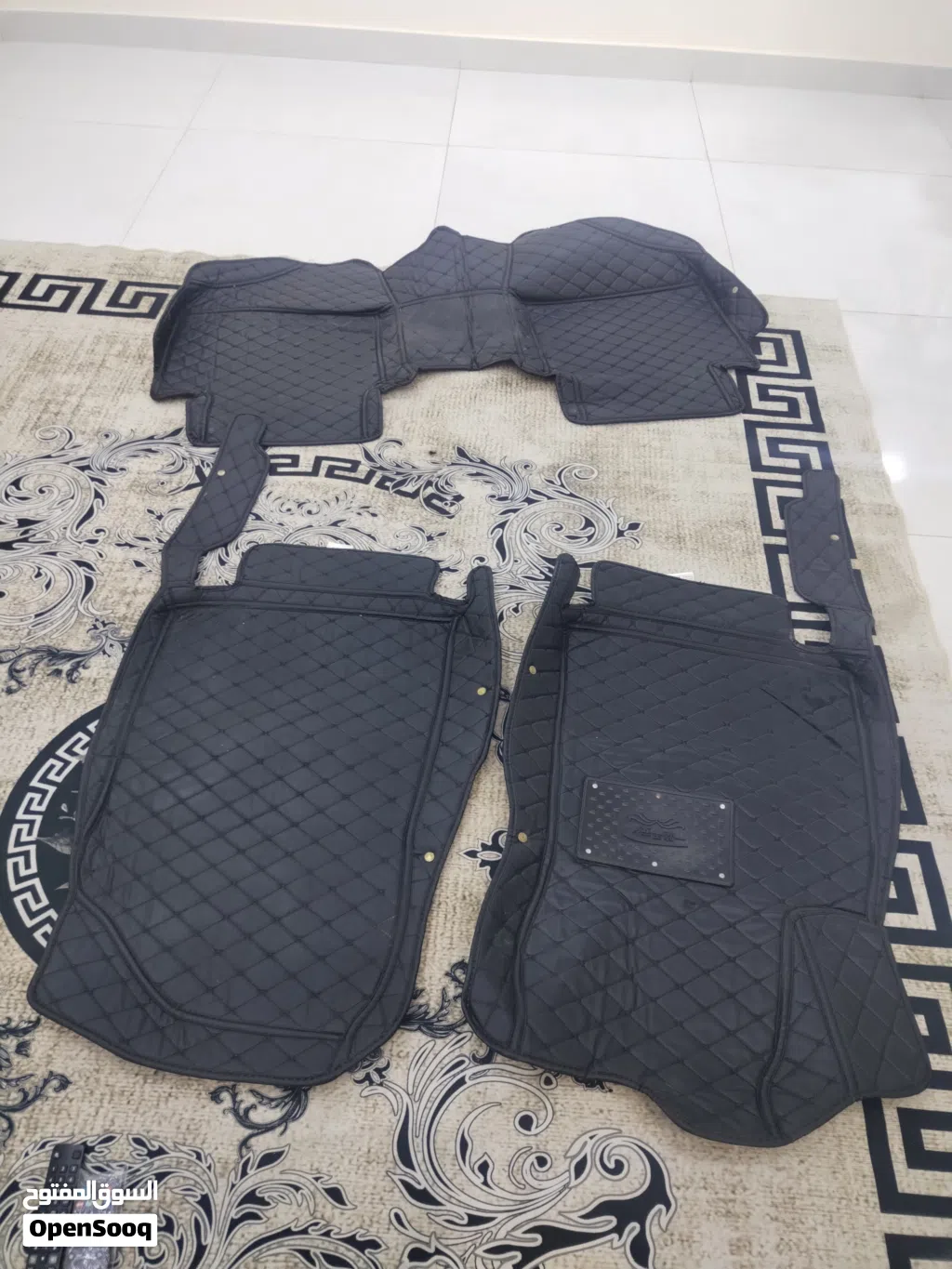 ارضيات سيارهByd