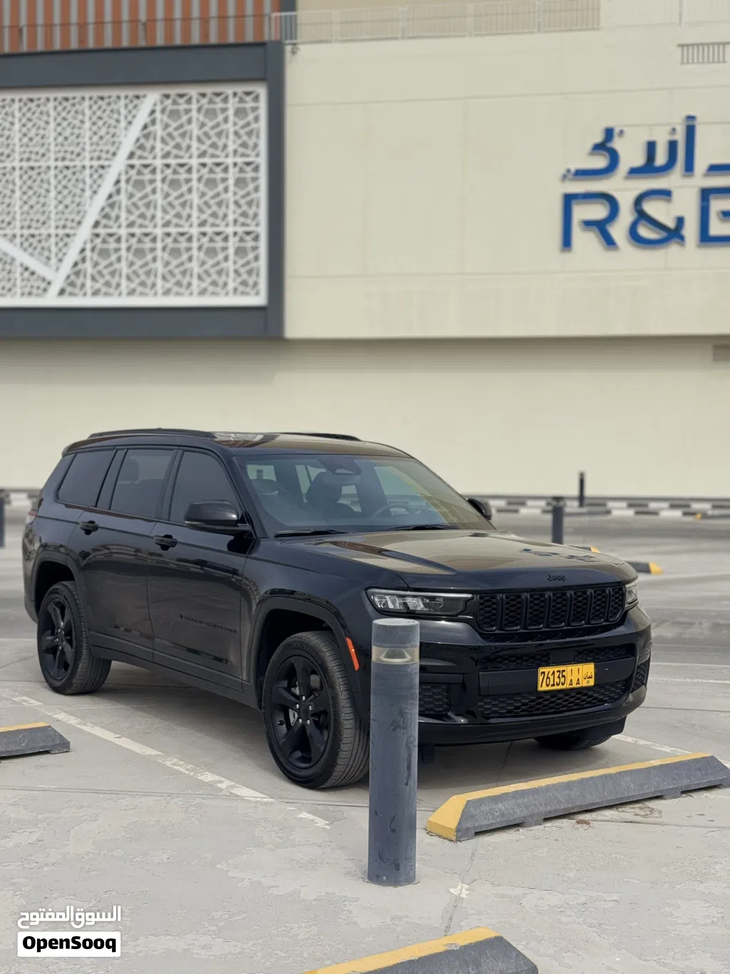 جيب جراند شيروكى Laredo