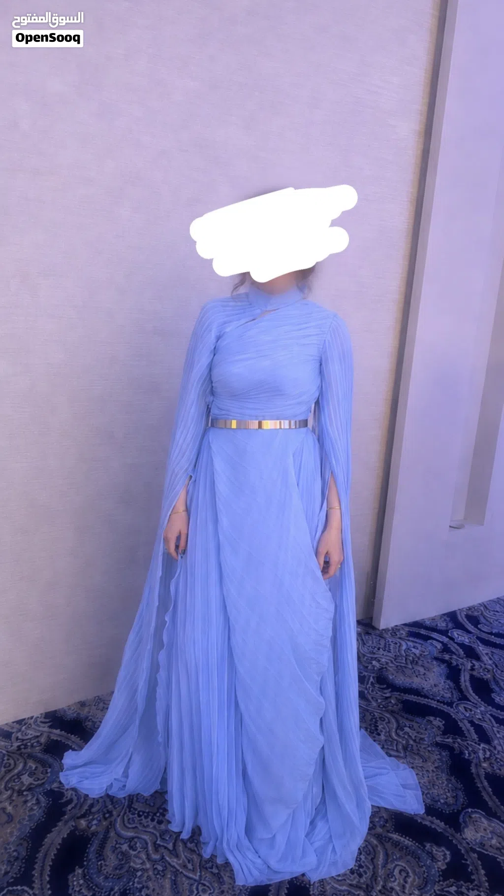 فساتين مستعملة بحالة جديد