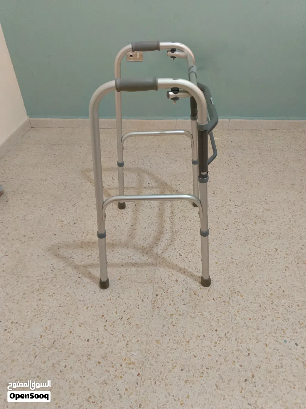 ووكر للبيع