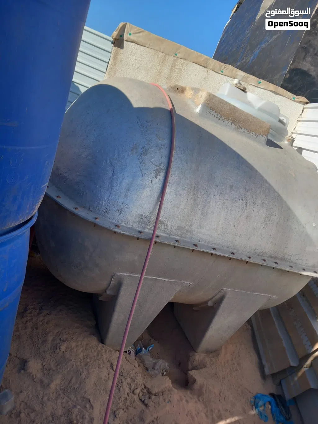برميل ماءا طنين ونص فايبر جلاس بيكسر يحتاج تصليح للبيع عنوان بصره ابو الخصيب
