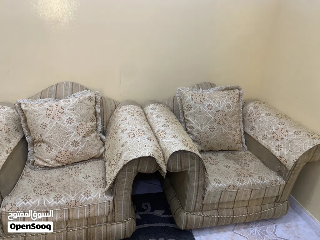 طقم كنب للبيع
