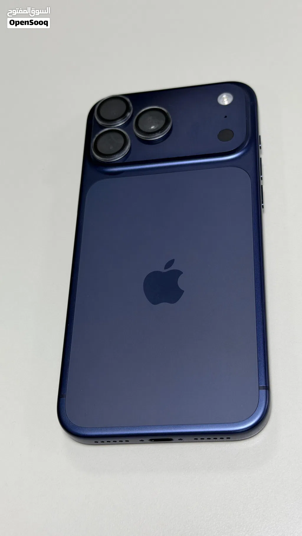 Used Apple iPhone 17 Pro Max 512GB Blue in Excellent Condition with Box and Charger