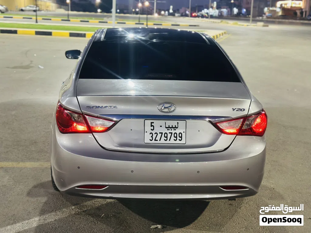 Hyundai Sonata Blue