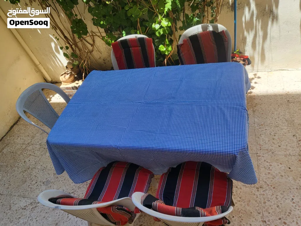 طاولة مطبخ او حديقة للبيع