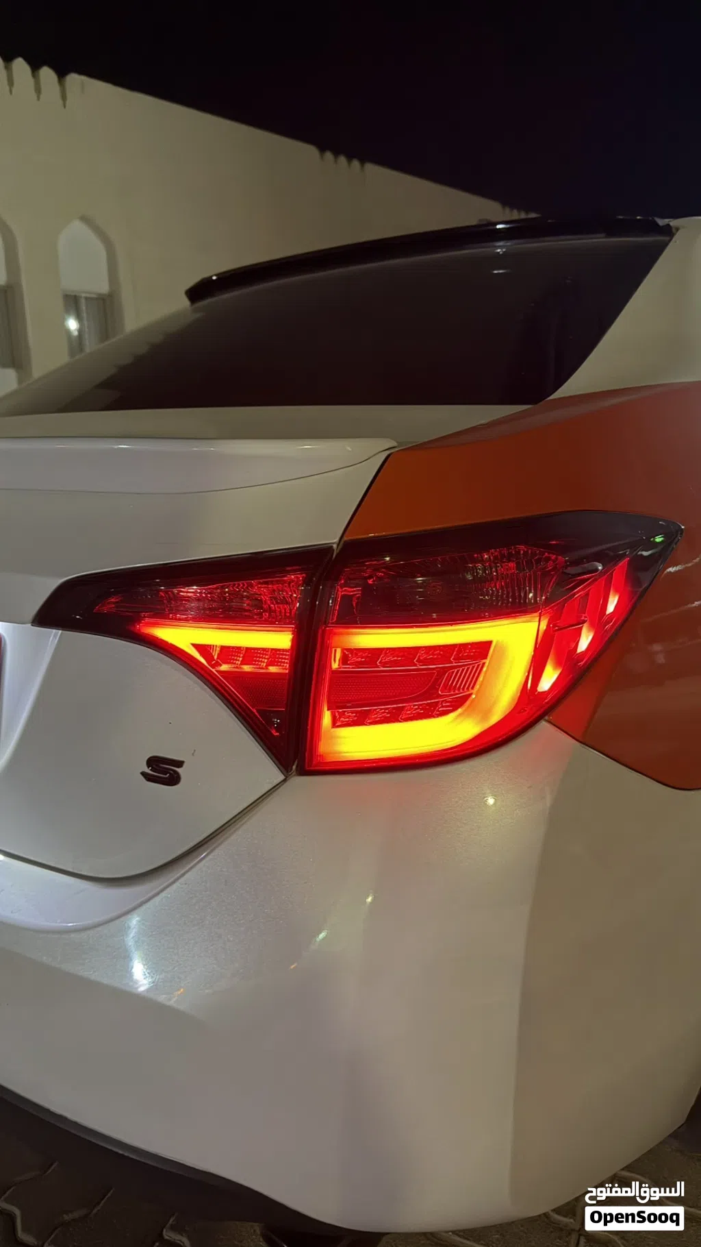 ليتات كورولا LED للبيع او للبدل مع ليتات الوكالة
