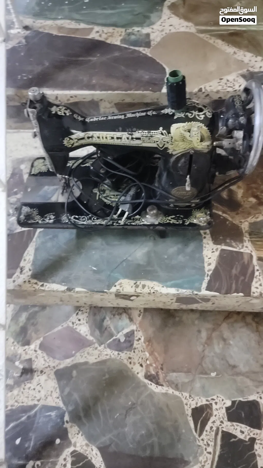 مكينه خياطه القديمه الاصليه شغاله اي ظررمابيها