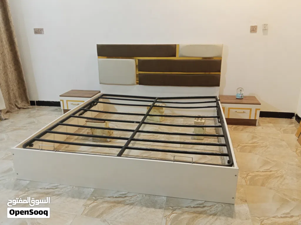 غرفه نوم كامله خمس قطع بي سرير خزان