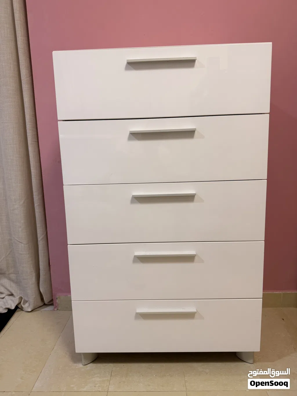 فرصة رائعة لاقتناء خزانة أدراج فاخرة وعملي ماركة هوم سنتر Home Center 5-Drawer Chest