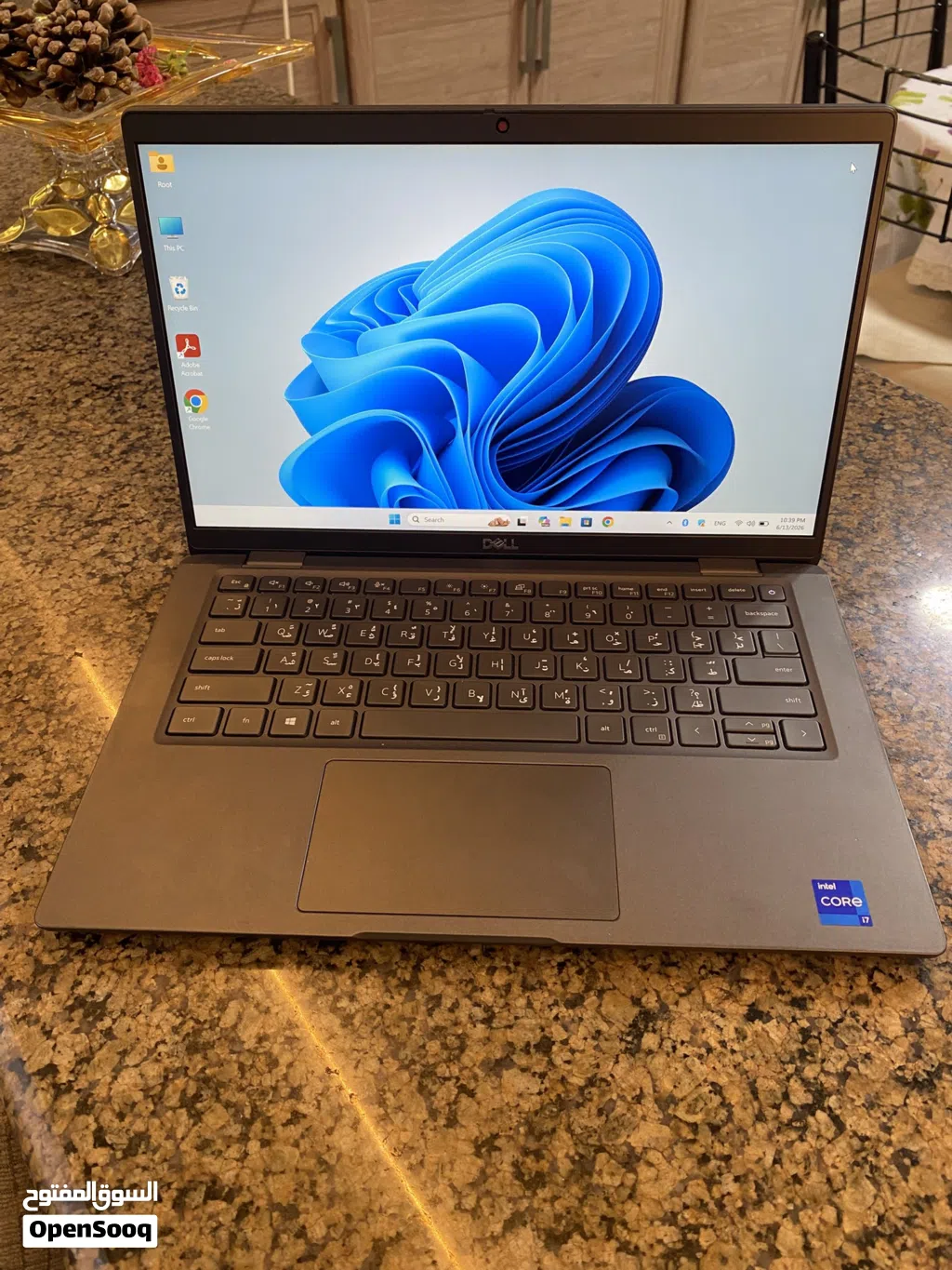 Dell latitude 7420 ديل لاتيتيود كاربون فايبر حجم مناسب للتنقل جهاز قوي و سريع بحالة الوكالة