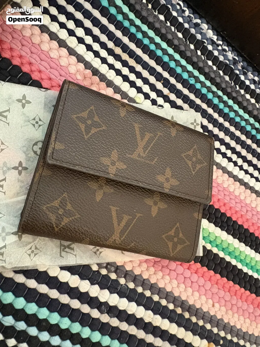 محفظه Louis Vuitton الاصليه