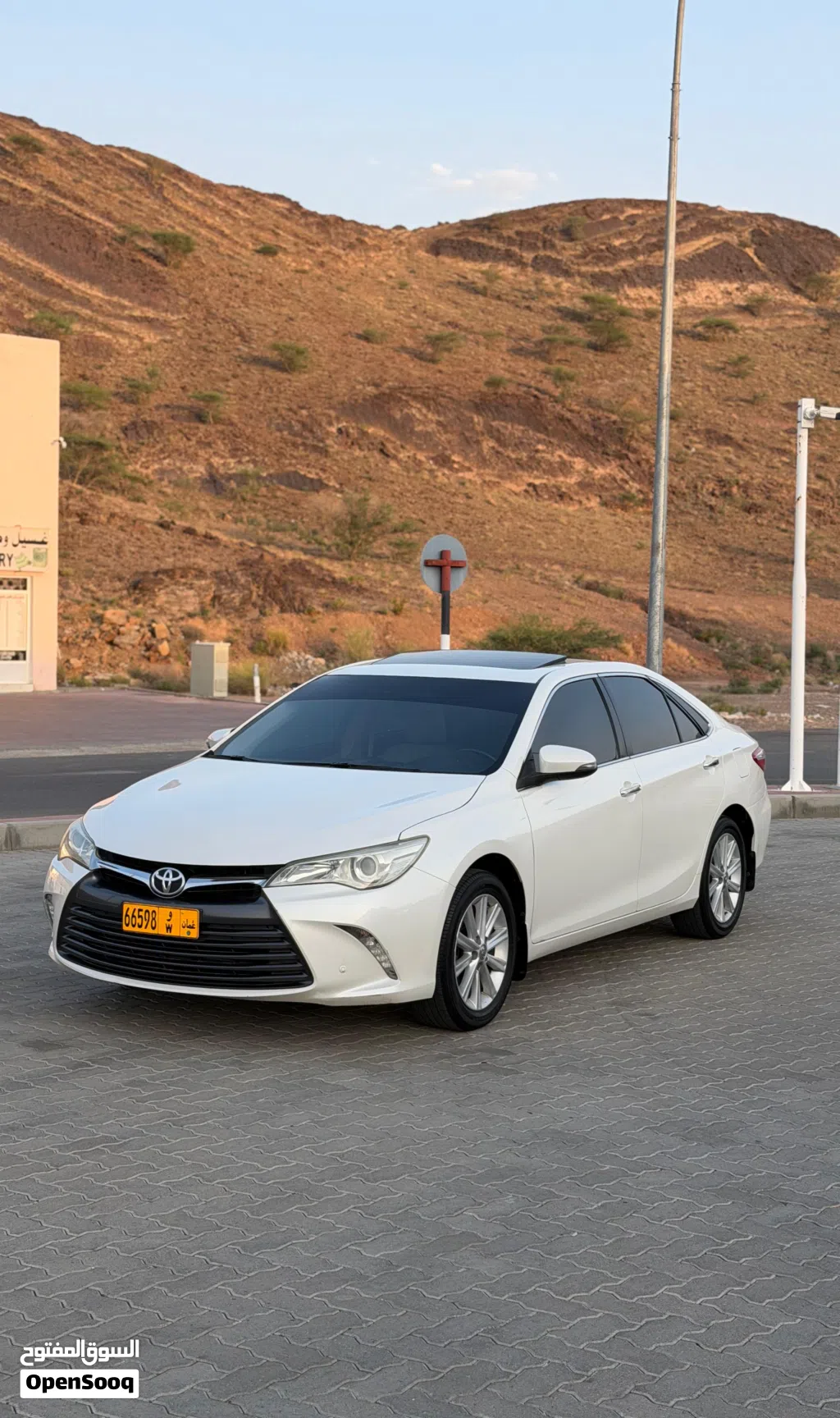 Toyota Camry XLE