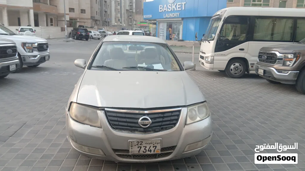 نيسان صني SL