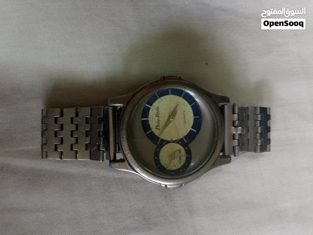السلام عليكم ورحمه الله وبركاته (للبيع ساعة Philip Persio Quartz اصلية).