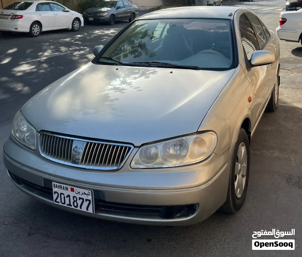 نيسان صني Standard