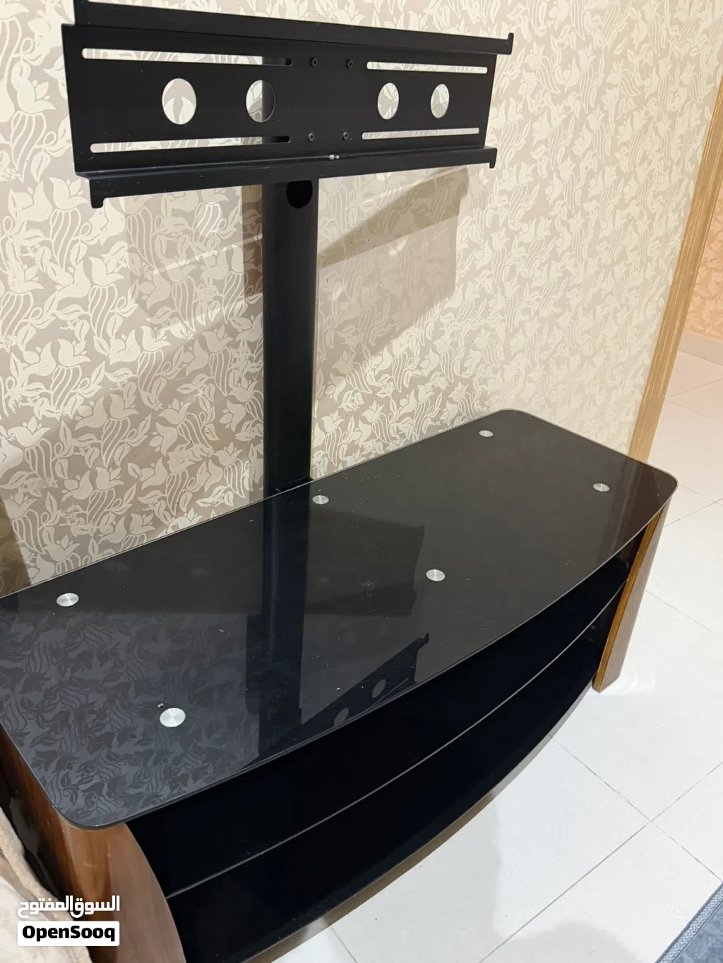 طاولة تلفاز خشب مع استاند تلفاز