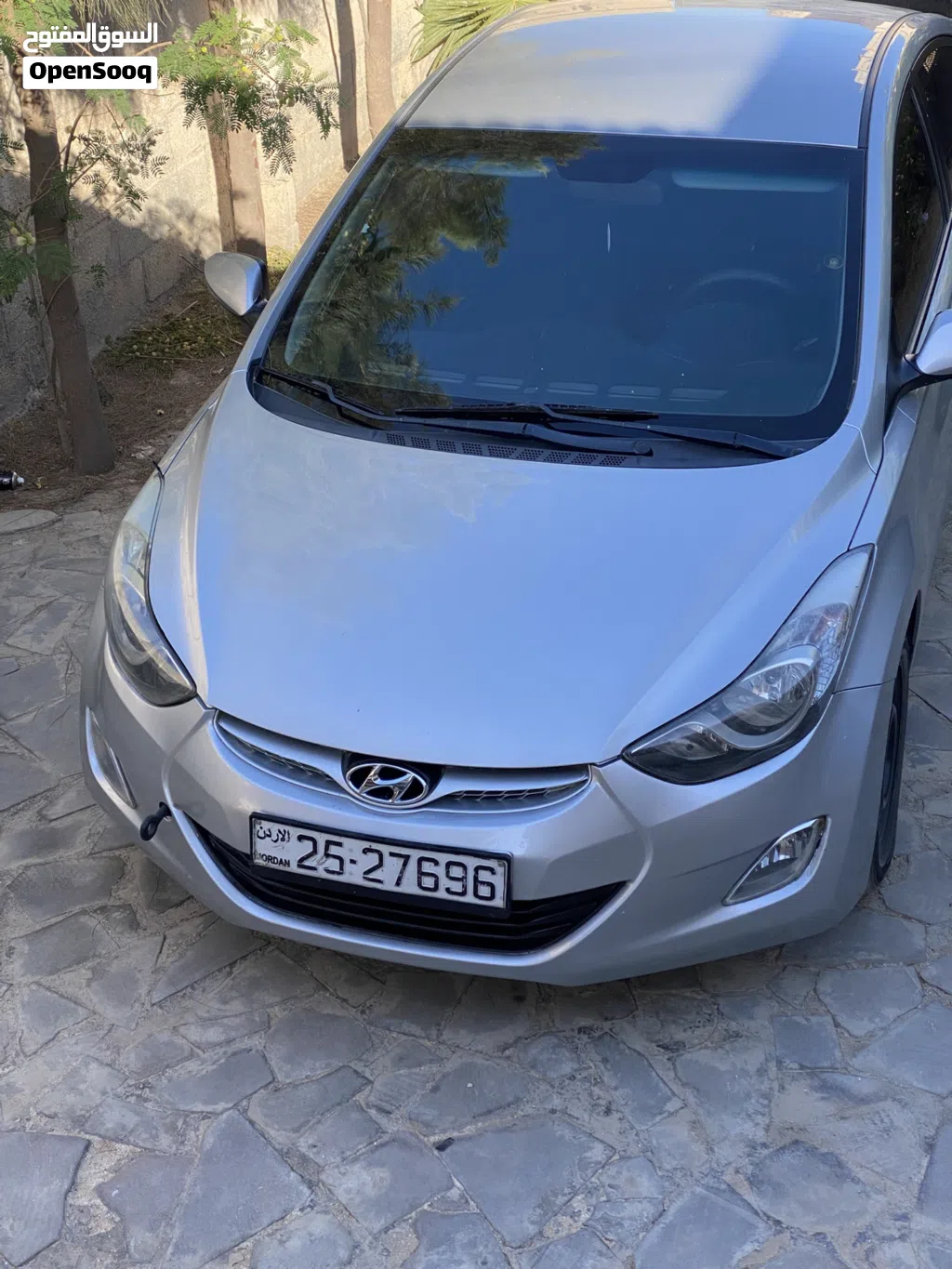 Hyundai Elantra Standard