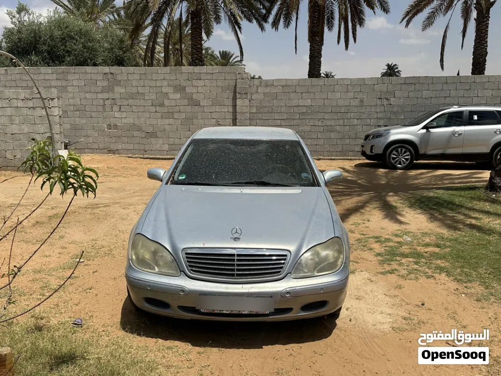 مرسيدس بنز الفئة-C C 320