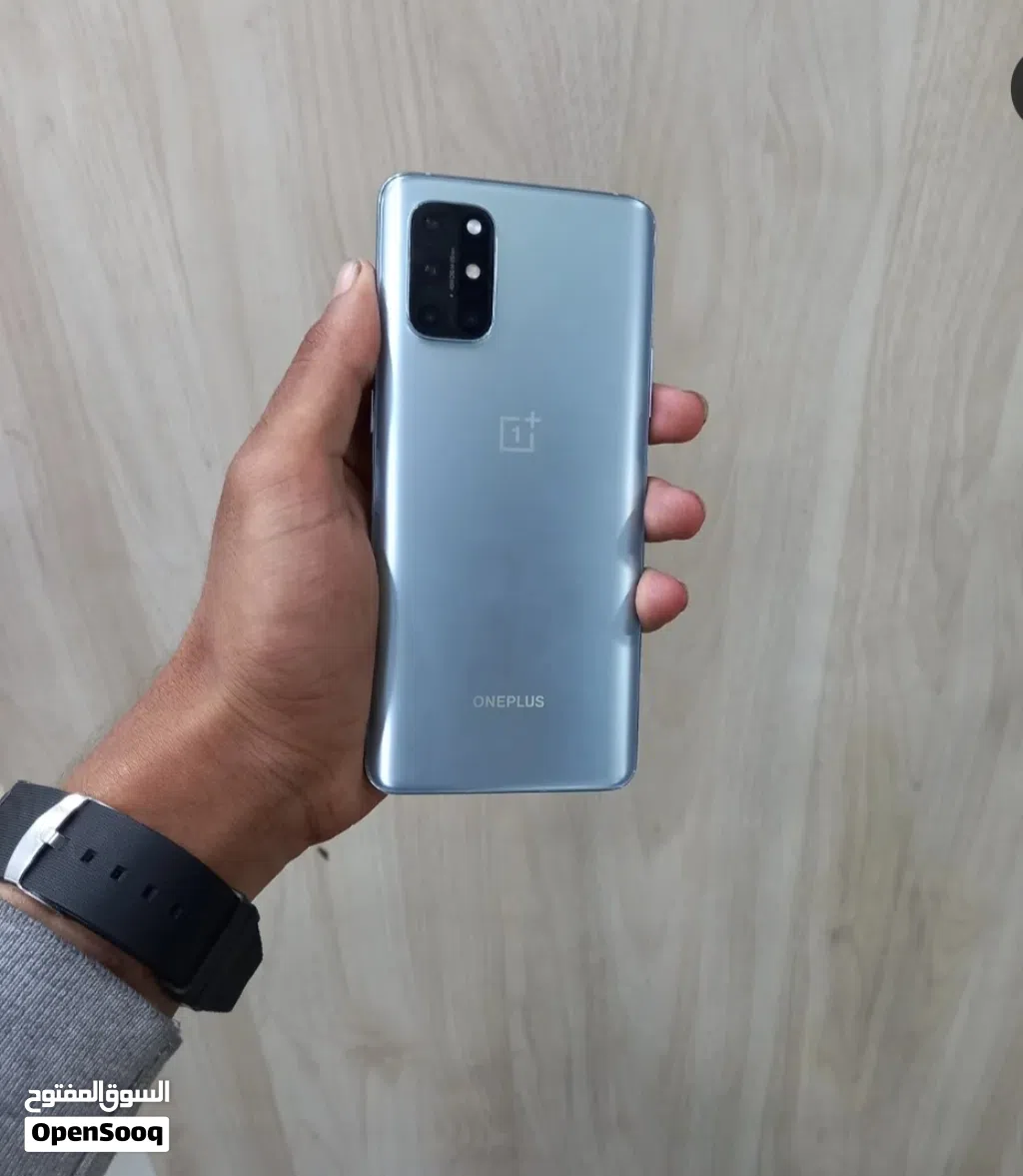 Oneplus 8T 256gb 12 GB Ram exchange with iPhones